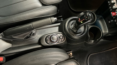 MINI Hatchback 1.5 Cooper Exclusive Premium Plus 5dr Auto Petrol Hatchback